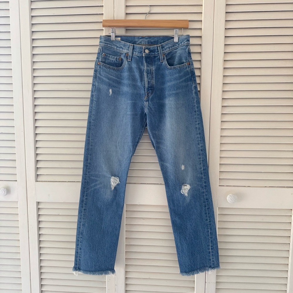 501 Levi's Classic Blue Jeans